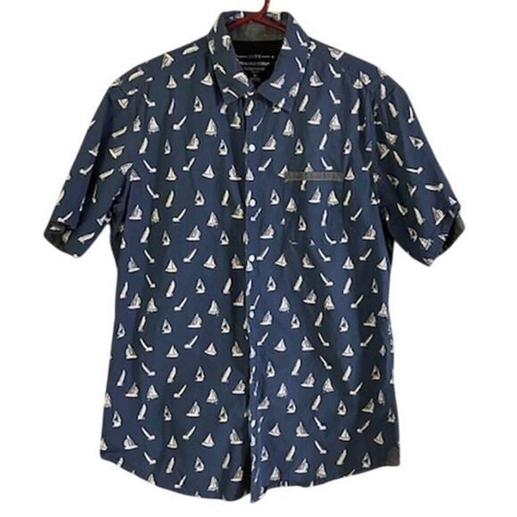 Men's pd&c Peached Poplin Sailboat Print Short Sleeve Button Down Shirt, Medium - Picture 1 of 5